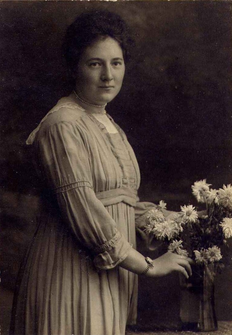 Anna Maria Johanna Helsloot 1901 (1919, voor vertrek naar klooster)