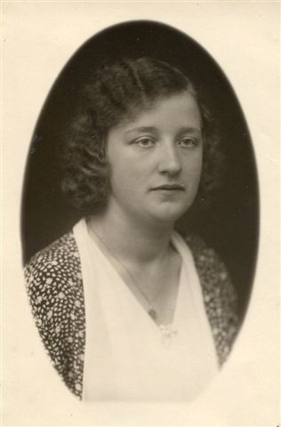 carolina_christina_hendrika_helleganger_1908__1923_.jpg