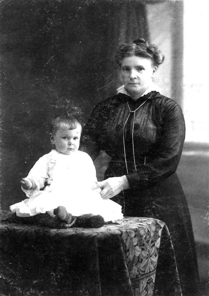 Catharina Maria Helsloot 1916 en Alida Besemer