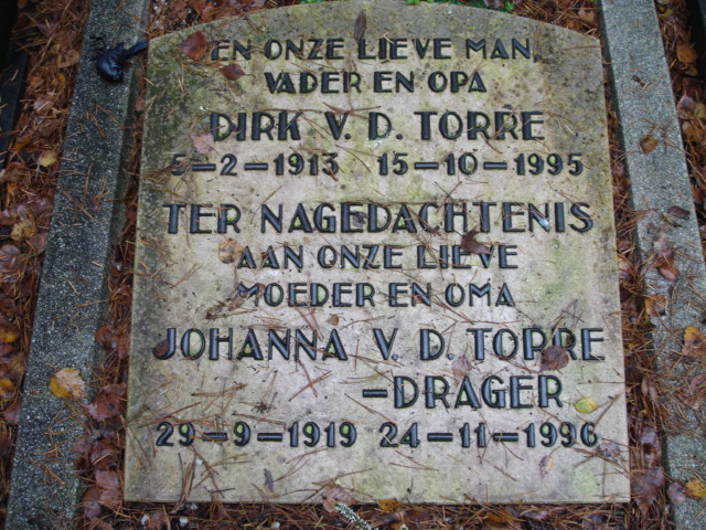 Dirk van der Torre 1913 grafsteen