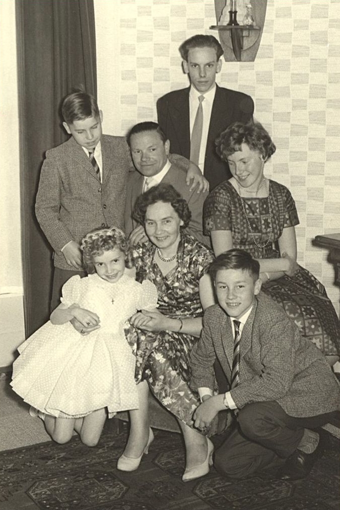Franciscus Josephus Maria Helsloot 1911 gezinsfoto (ca1960)