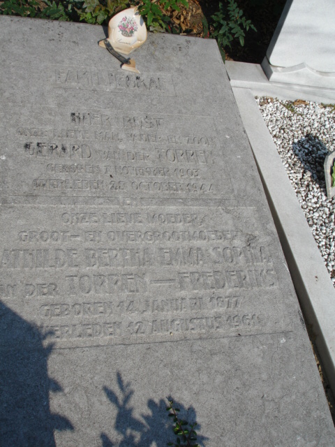 Gerard van der Torren grafsteen