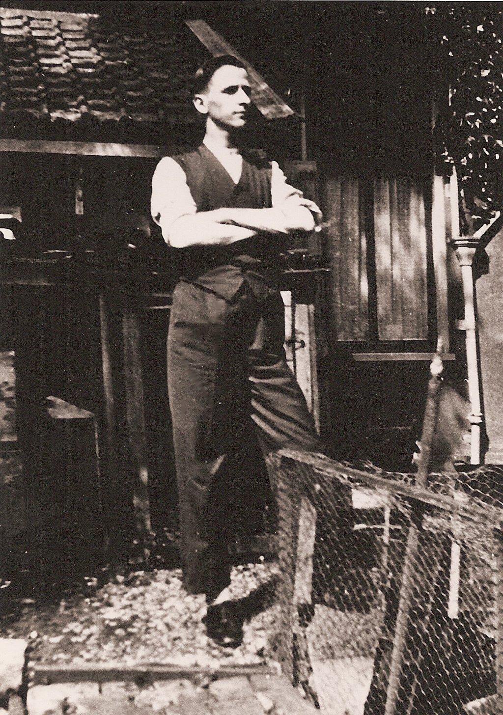 Klik voor foto in apart venster jacobus_hendricus_antonius_helsloot_1906.jpg