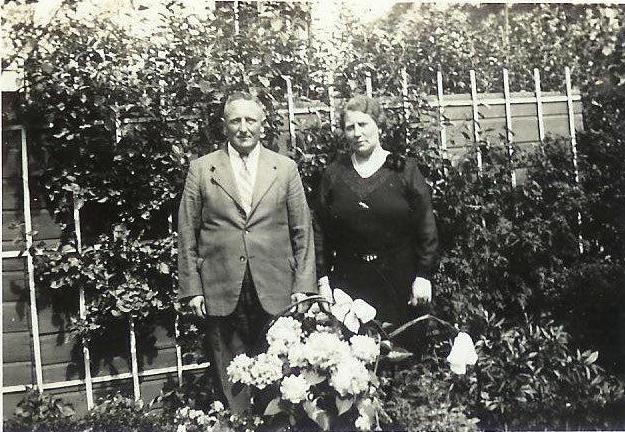 Joannes Gerardus Maria Helleganger 1891 en Elisabeth van Wijngaarden 25 jaar huwelijk (1938)