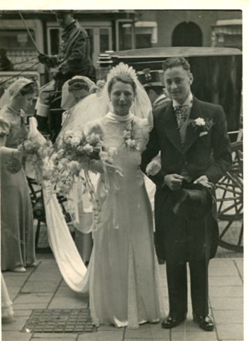 margaretha_helleganger_1916_trouwfoto.jpg