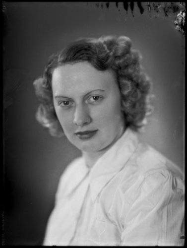 Klik voor foto in apart venster maria_anna_wilhelmina_helsloot_1921__1946_.jpg