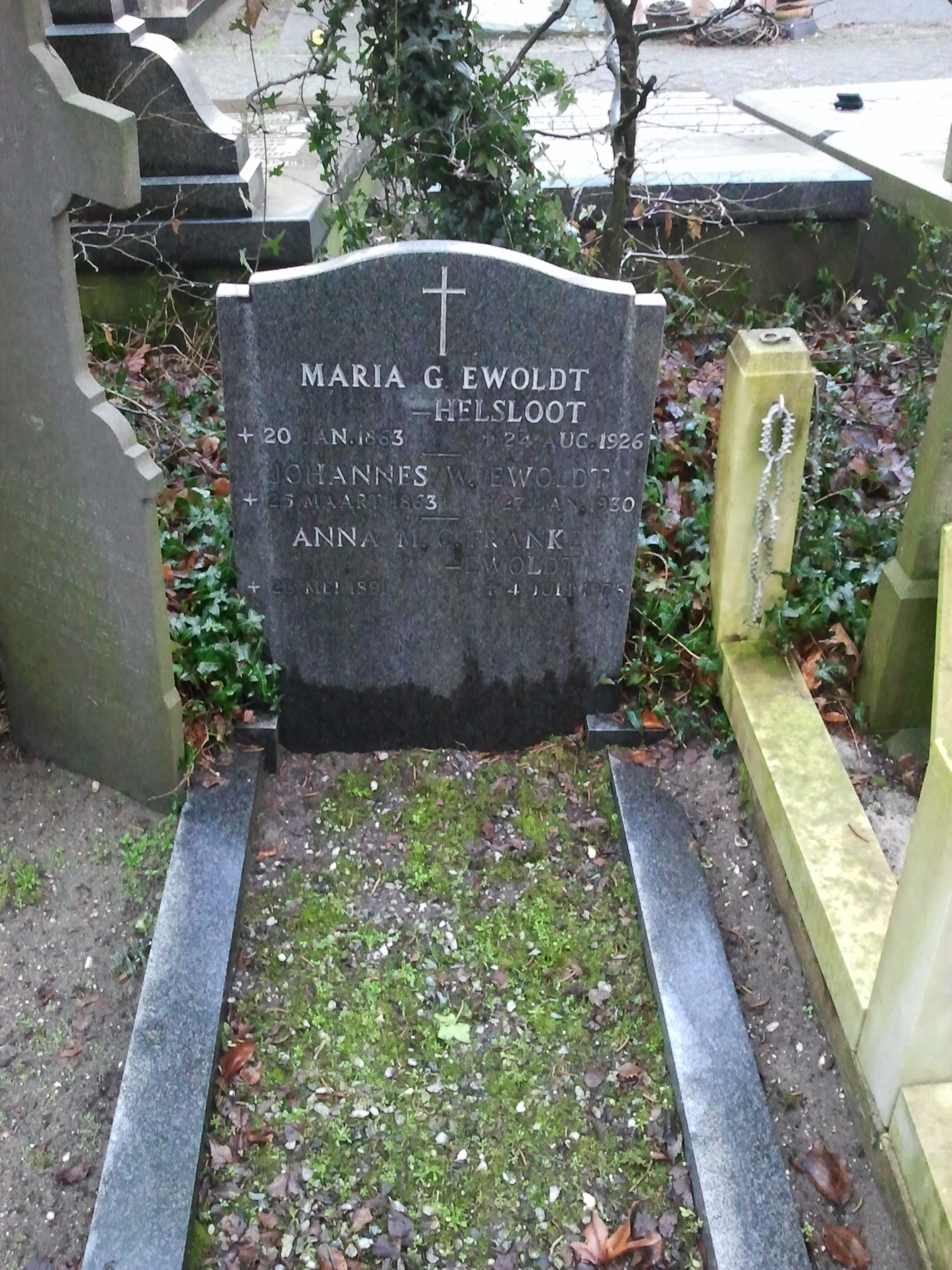 Maria Gerardina Helsloot 1863 grafsteen