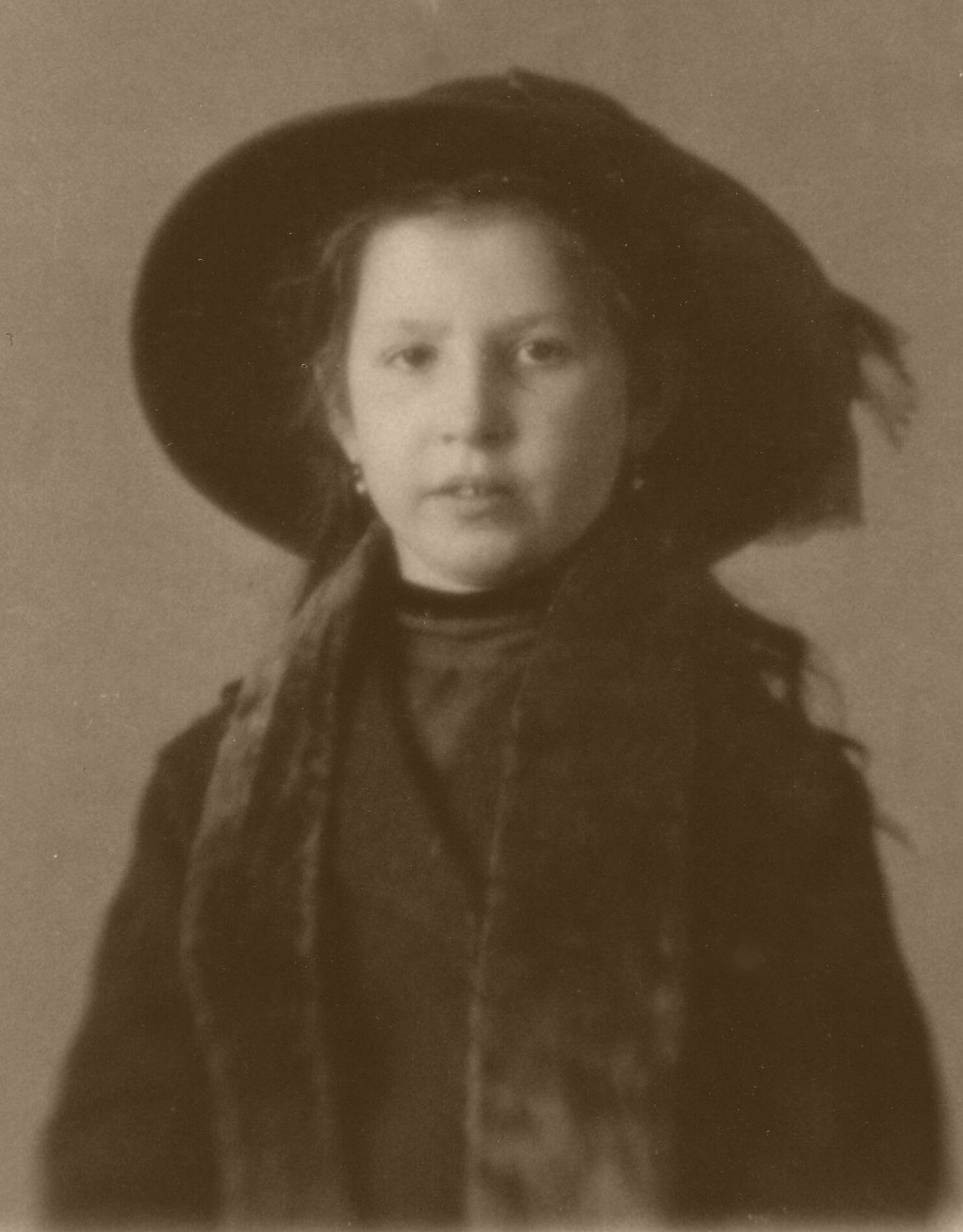 Maria Theresia Helsloot 1904 V