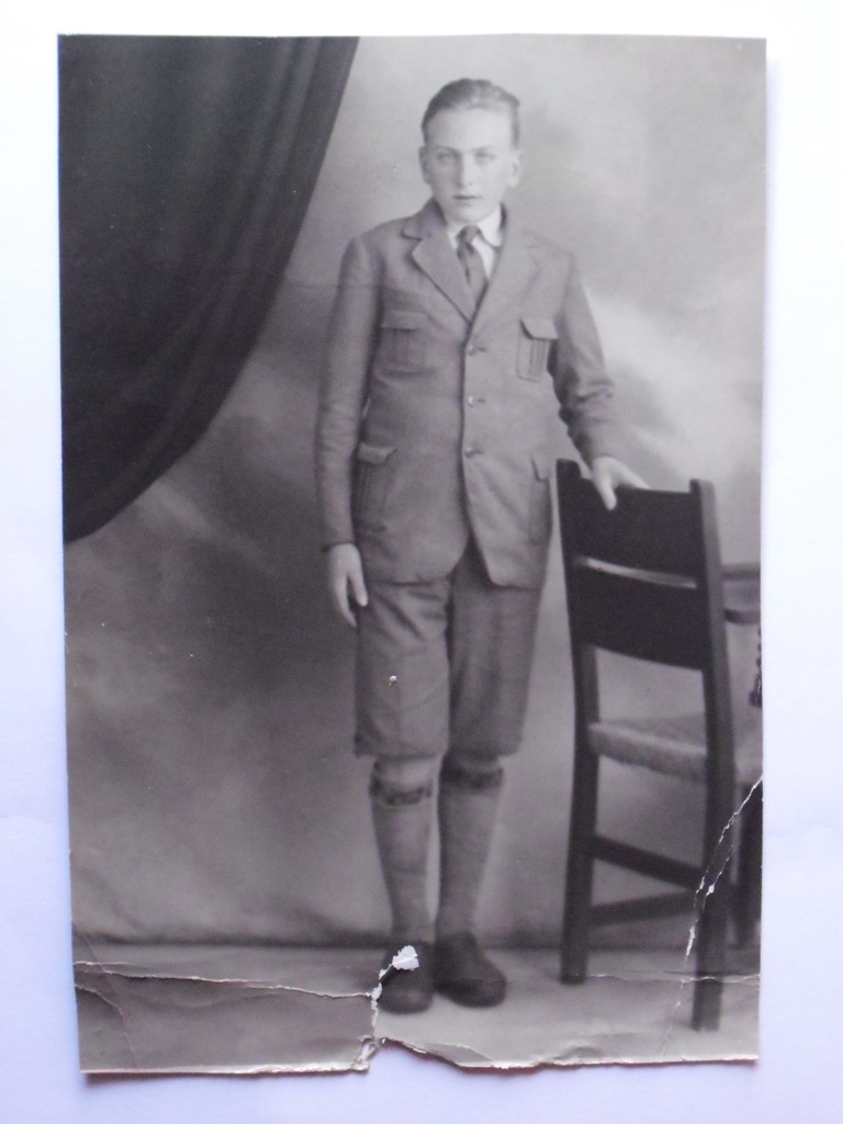 Klik voor foto in apart venster willem_hendricus_hellsloten__ca1927_.jpg